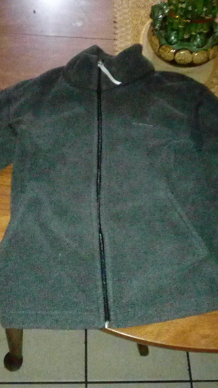 Patagonia women's small fits more like a medium