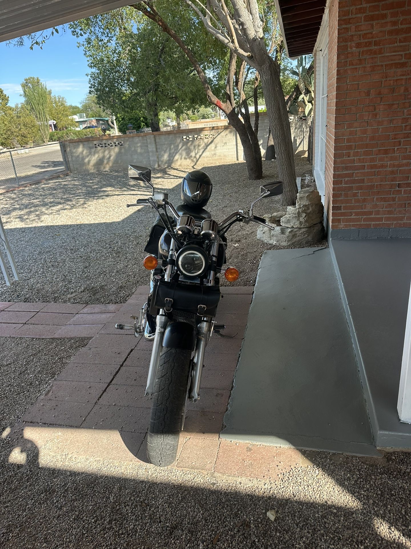 1998 Honda Magna