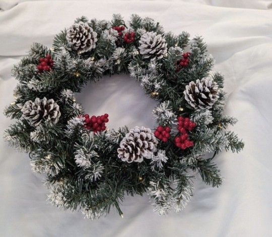 Christmas Wreath Flocked And Lighted