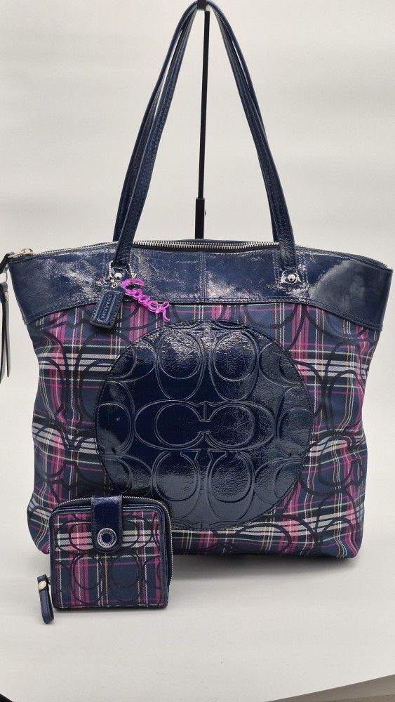 Coach Tote And Matching Wallet