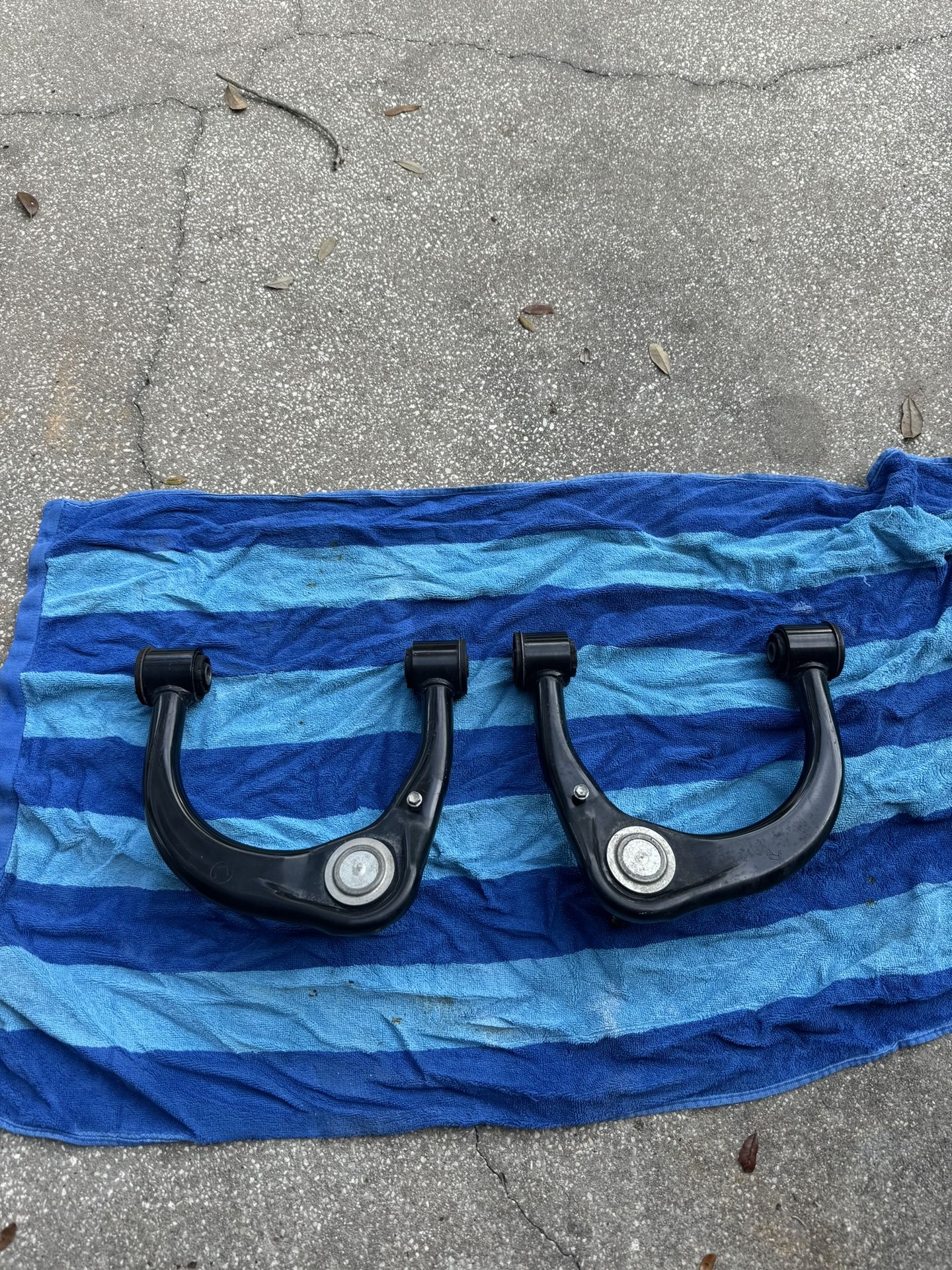 Toyota Tacoma Upper Control Arms