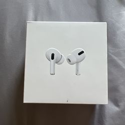 Air Pod 1st Gen Box And Right Ear Only 