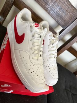 Nike Low-Top White Red Sneakers 11.5