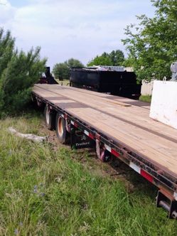 2014 goose neck 40 feet long trailer for hot shot