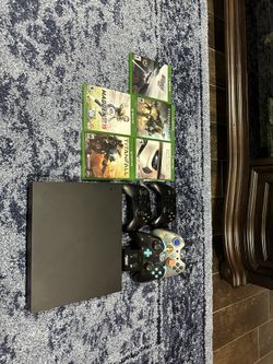!!  Xbox One X Bundle With Controllers And Games !!!