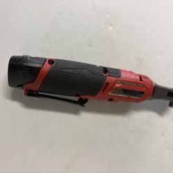 Milwaukee Cat,2567-20 FUEL M12 RATCHET WITH BATTERY.