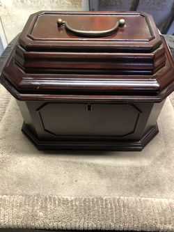 Wooden Jewelry box