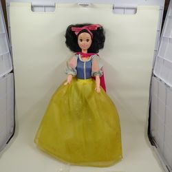 Walt Disney's Snow White Doll With Book And Brush 