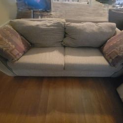 Queen Sofa Sleeper.  Pick Up Only