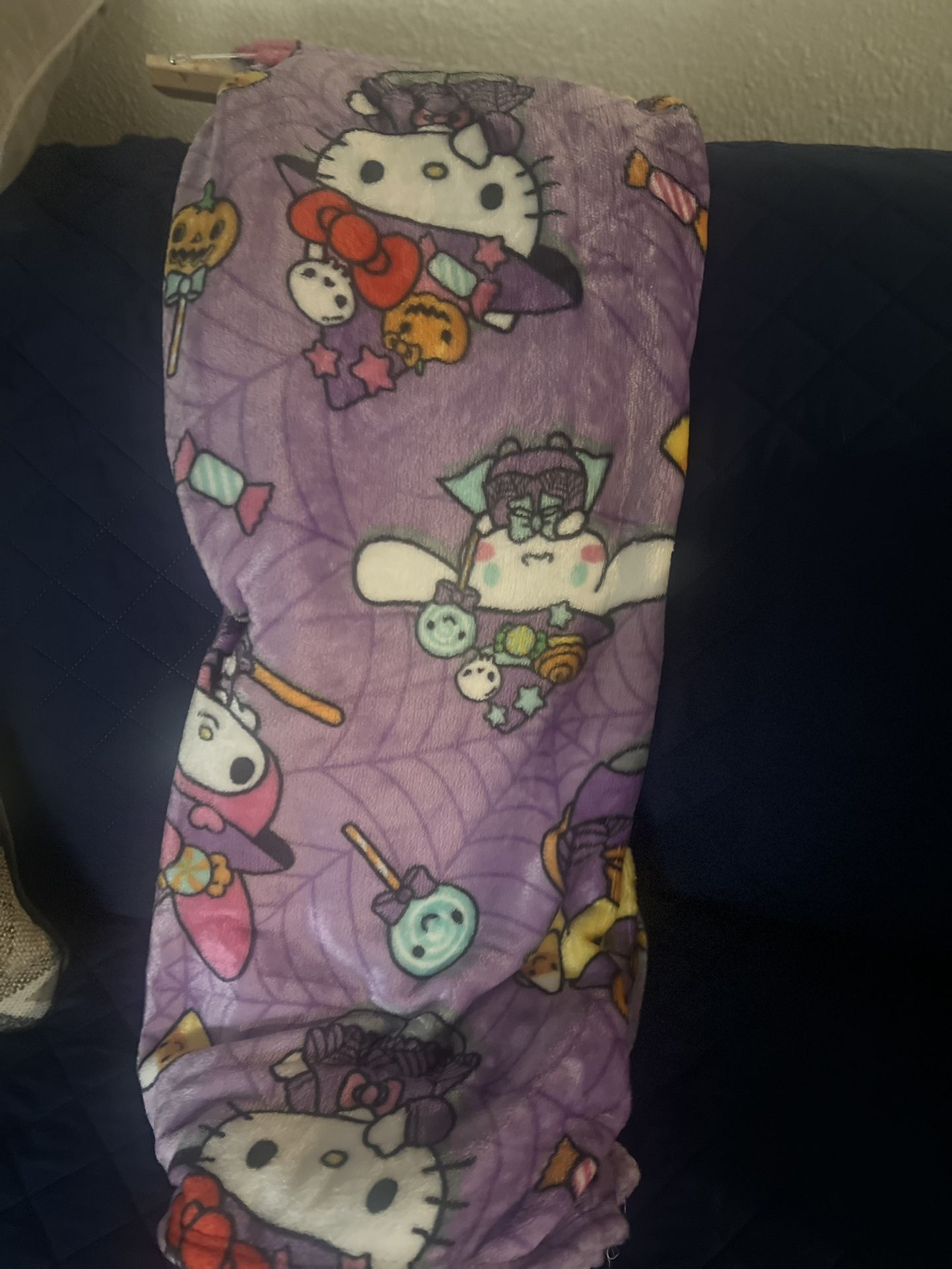 Hello Kitty Blanket