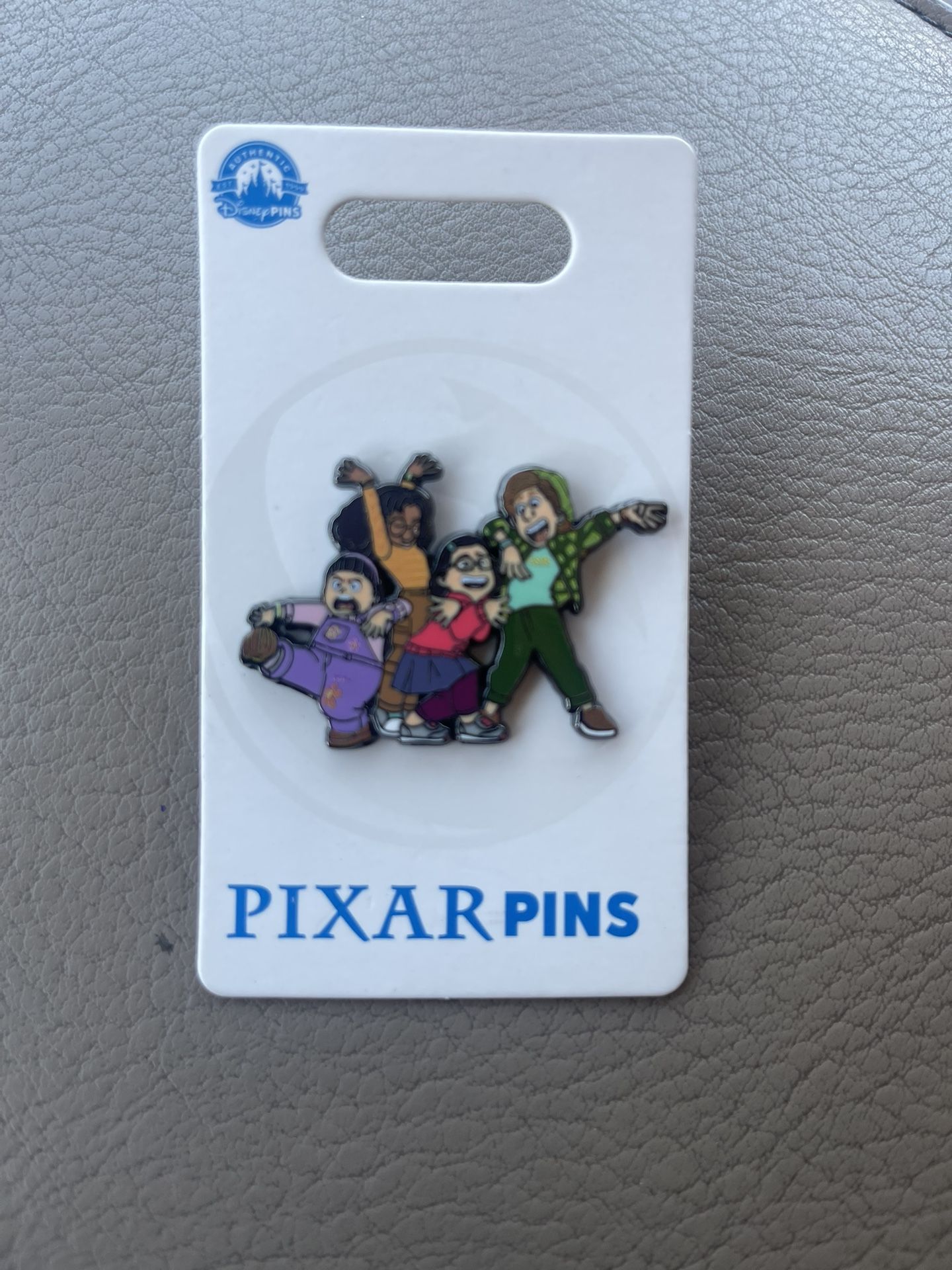 DISNEY COLLECTION PINS