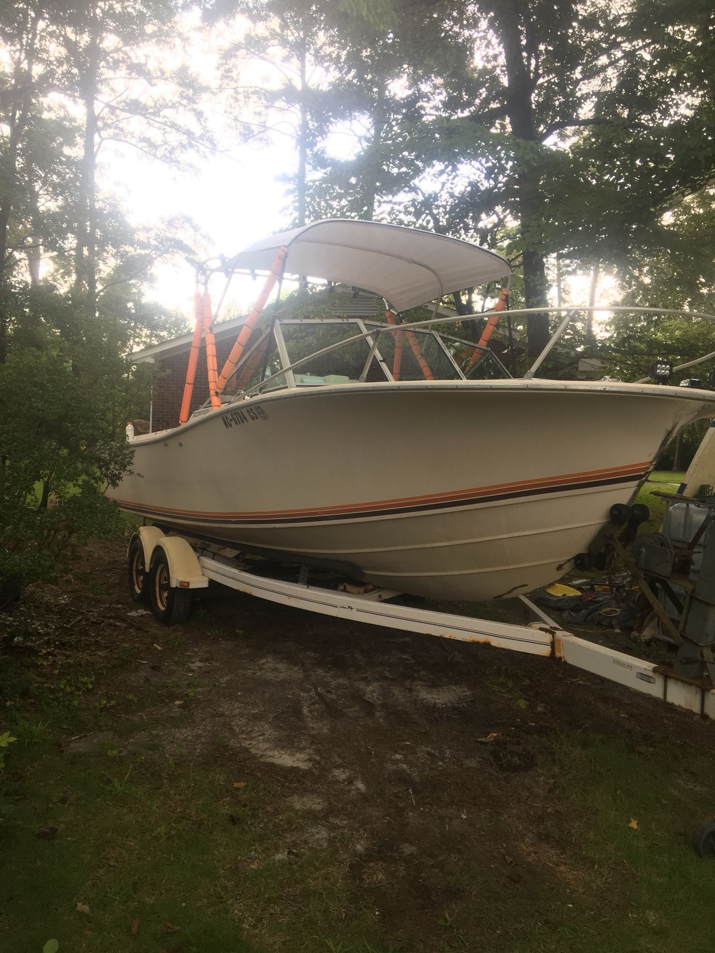 21 Scorpion Chris Craft Cuddy Cabin w/235Hp Johnson