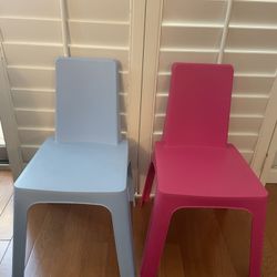 Toddler Chairs (2)
