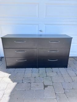Medium size six drawer  https://offerup.com/redirect/?o=ZHJlc3MuZXI= - can deliver!