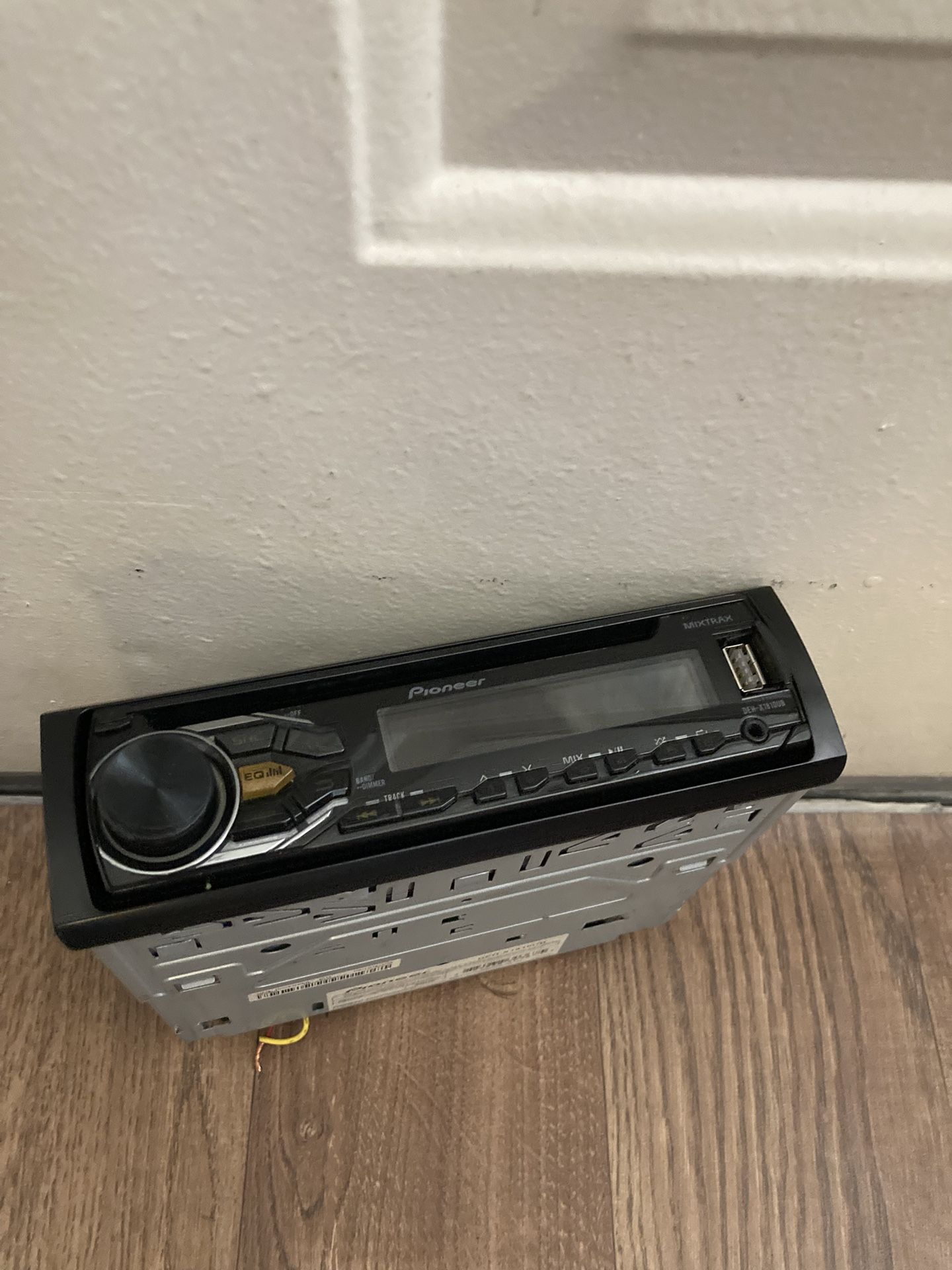 Pioneer Stereo