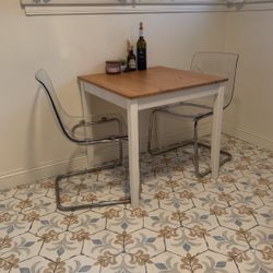 Sturdy Real Wood Table And Acrylic Chairs 