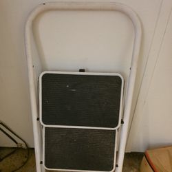 Two Step- Stepladder