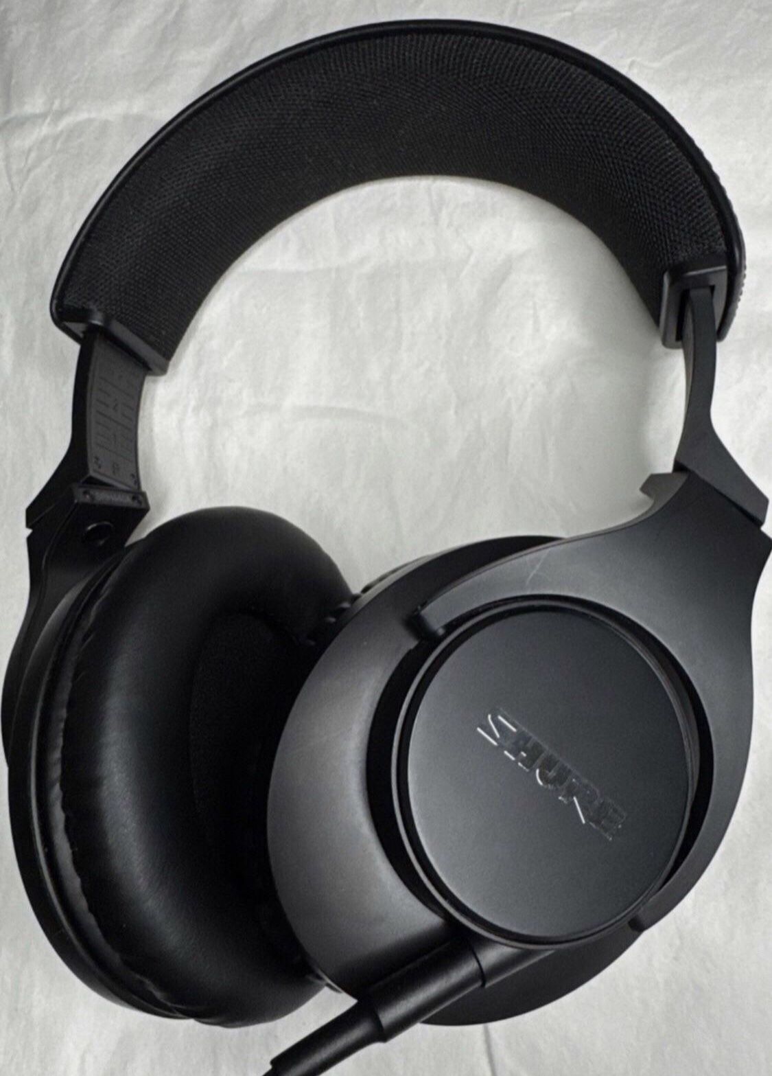 Shure SRH440 Professional UOver Ear Black Studio Refere