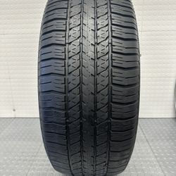 One Used Tire Bridgestone 285/60/18 #1022