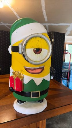 Minion Christmas Elf Figurine Statue with light