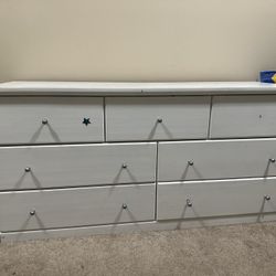 7 Drawer Dresser