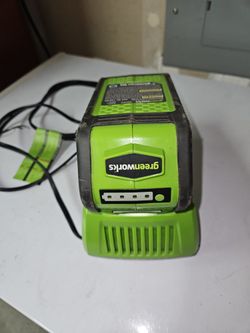 G-MAX 40 Volt Lithium Battery with Charger