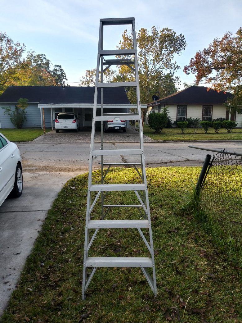 8 foot aluminium step ladder