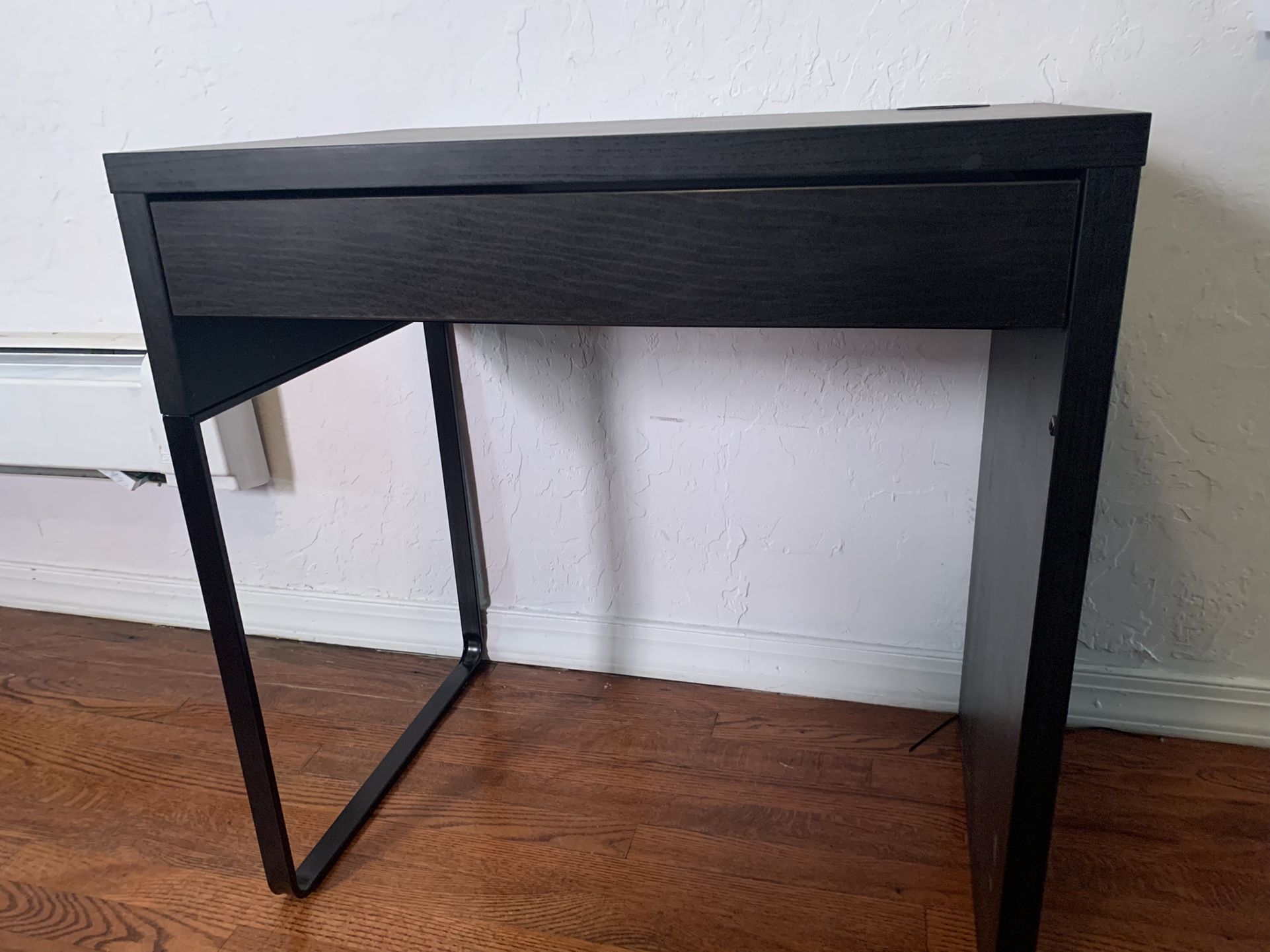 IKEA (Micke) Small Desk 