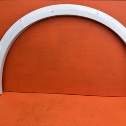 2019 - 2023 AUDI Q8 RIGHT PASSENGER FRONT WHEEL OPENING MOLDING OEM 4M(contact info removed)H