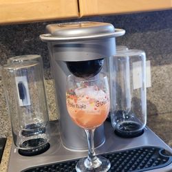 Bartesian Cocktail Machine w/ Bartesian Pod Holder - Excellent Condition