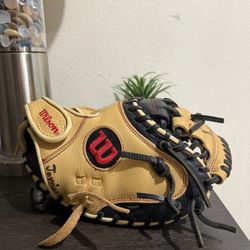 Wilson Baseball Glove 
