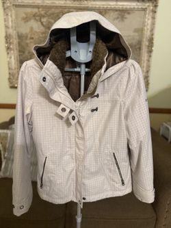 Columbia Women's Hooded Winter Jacket — Size M