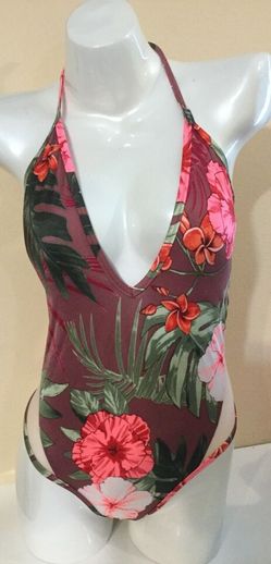 victoria secret swimsuits 