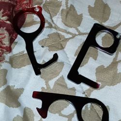 Hands Free Handle Opener