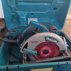 Makita Saw 5007mg