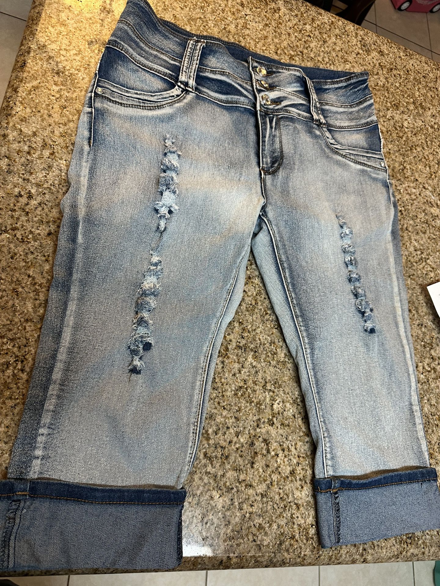 Capri Jeans 