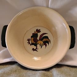 Metlox Poppytrail Green Rooster Bowl with Handles