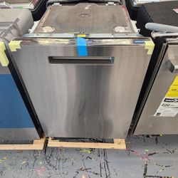 GE Profile 24 Inch Stainless Steel Dishwasher PDP795SVIFS