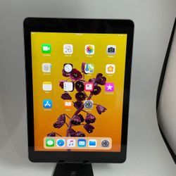 Apple iPad AIR 32GB UNLOCKED 9.7” WIFI -Fully Functional!!!