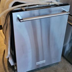 Stainless steel dishwasher