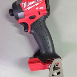 Milwaukee M18 FUEL 1/4" Hex Impact Driver Gen 4(Tool-Only) 2953-20