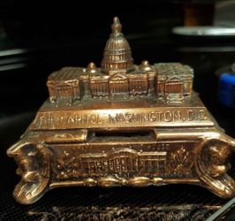 Bronze US Capitol  Washington DC Replica Bank Collectible
