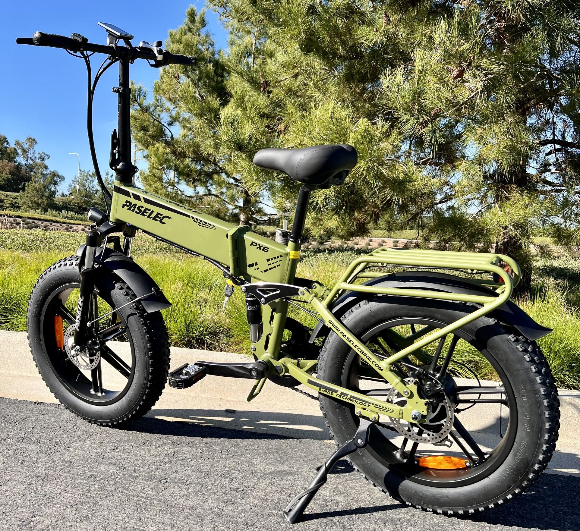 NEW ADULT SIZE 1000 Watt Electric Folding Bike, Power regen Tech
