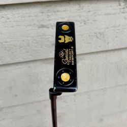 LH Scotty Cameron Newport 2.0 Custom Black