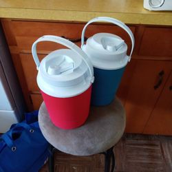 2 Rubbermaid Thermos Coolers
