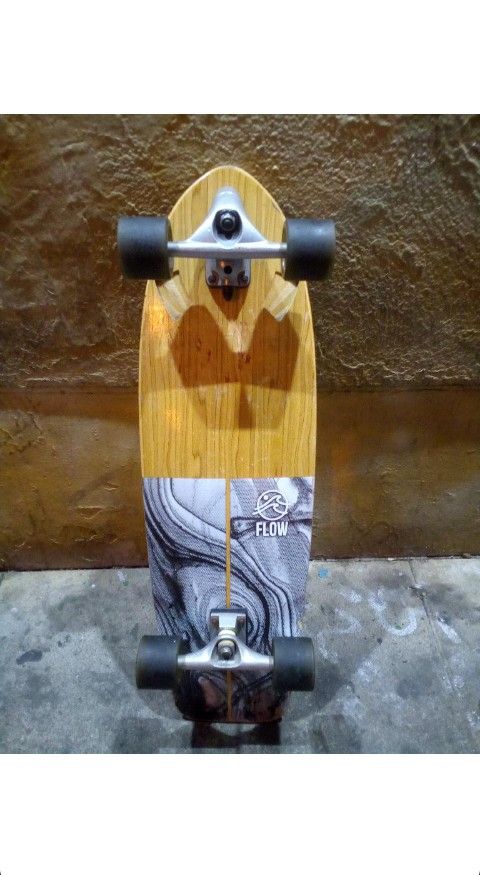Pre-owned Flow Skateboard / Surf