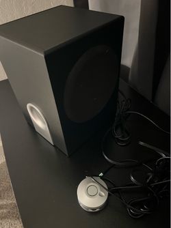 Speaker base