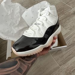 WMNS Air Jordan 11 Retro “Neapolitan”