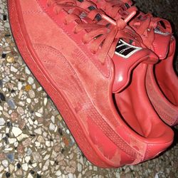 Fenty Red Pumas