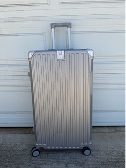 Trunk aluminum frame 30inch have charger and cupholder